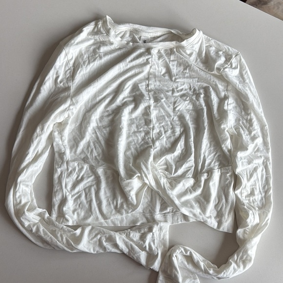 Splits 59 daisy long sleeve crop - Picture 3 of 5